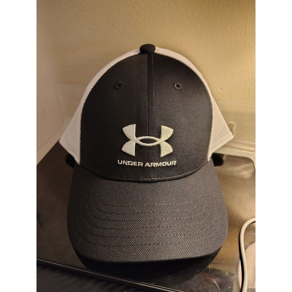 Under Armour Trucker Cap - Black/White - Brand New with Tags